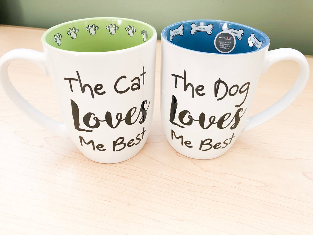 Petrageous "The Cat Loves Me Best" mug 24 oz - Natural Pet Foods